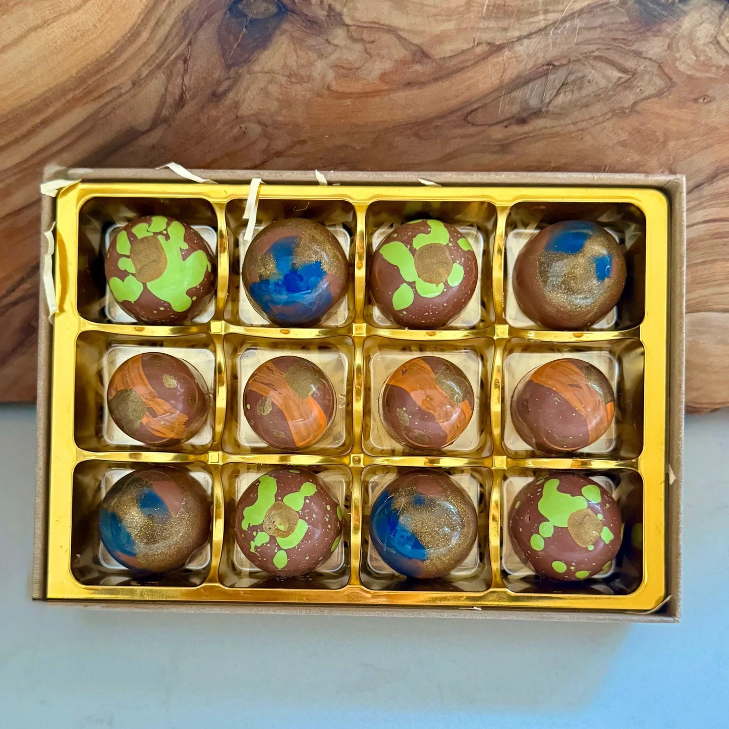 Milk Chocolate Assorted Truffle Box (12)