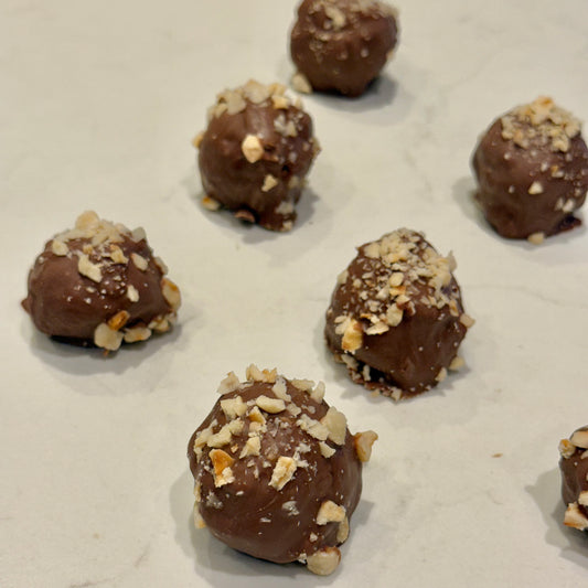 Milk Chocolate Hazelnut Crunch Delight x 4