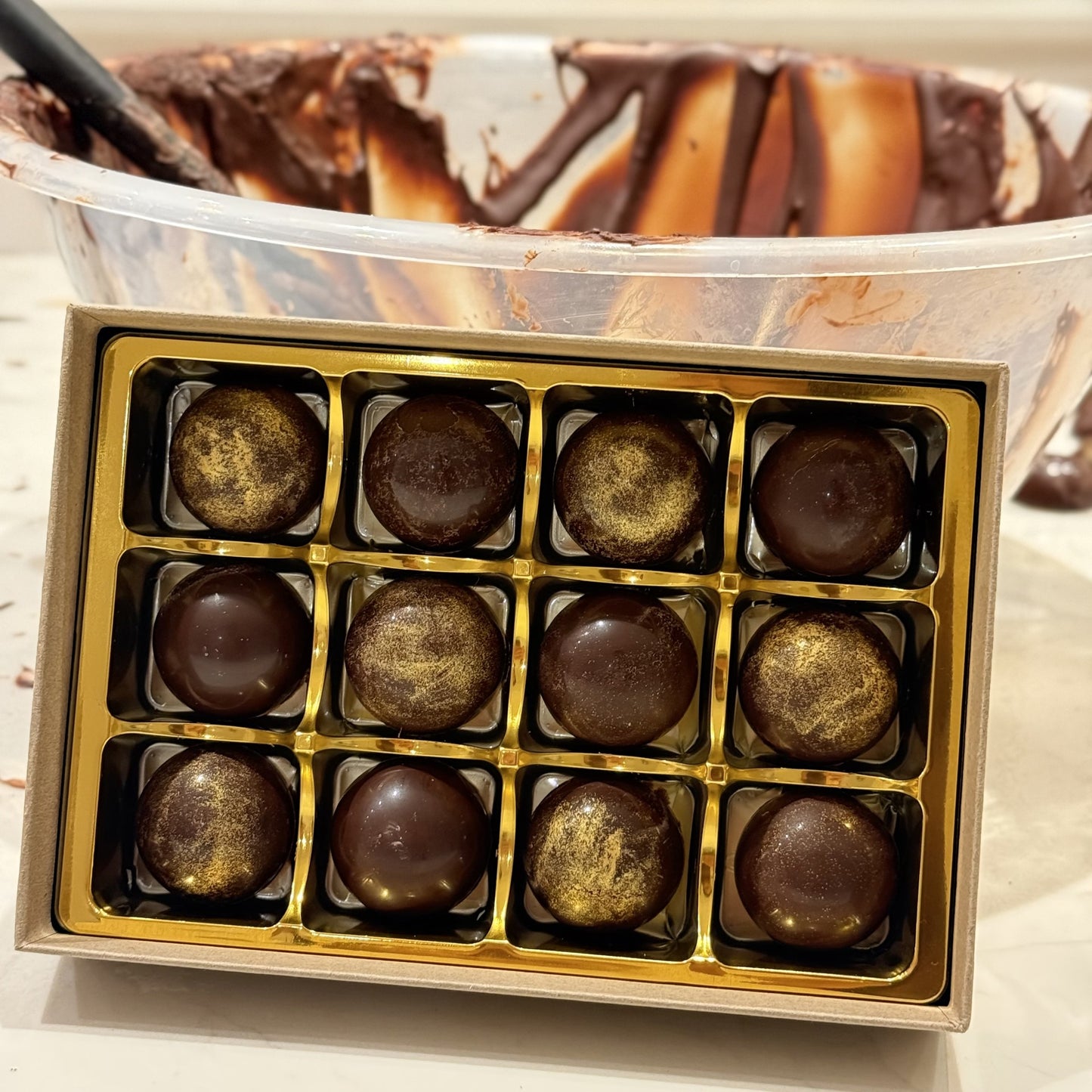 Assorted Flavour Truffle Box (12)